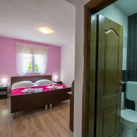 Marinko Bed & Breakfast *