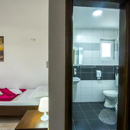 Marinko Bed & Breakfast